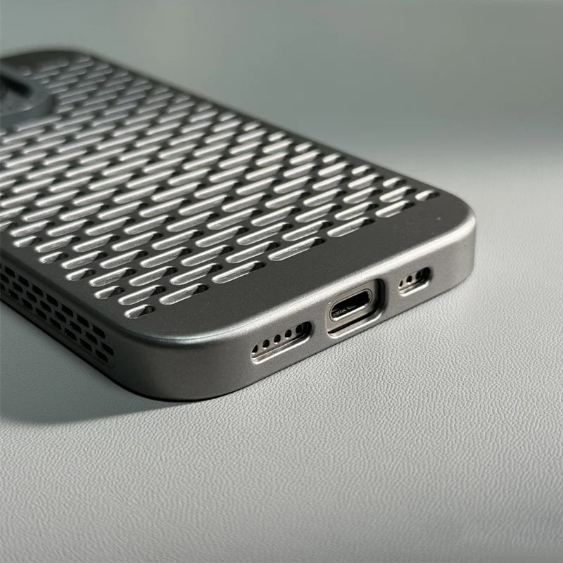 Cooling iPhone Case | Aeroflow iPhone Case | CASETIGE