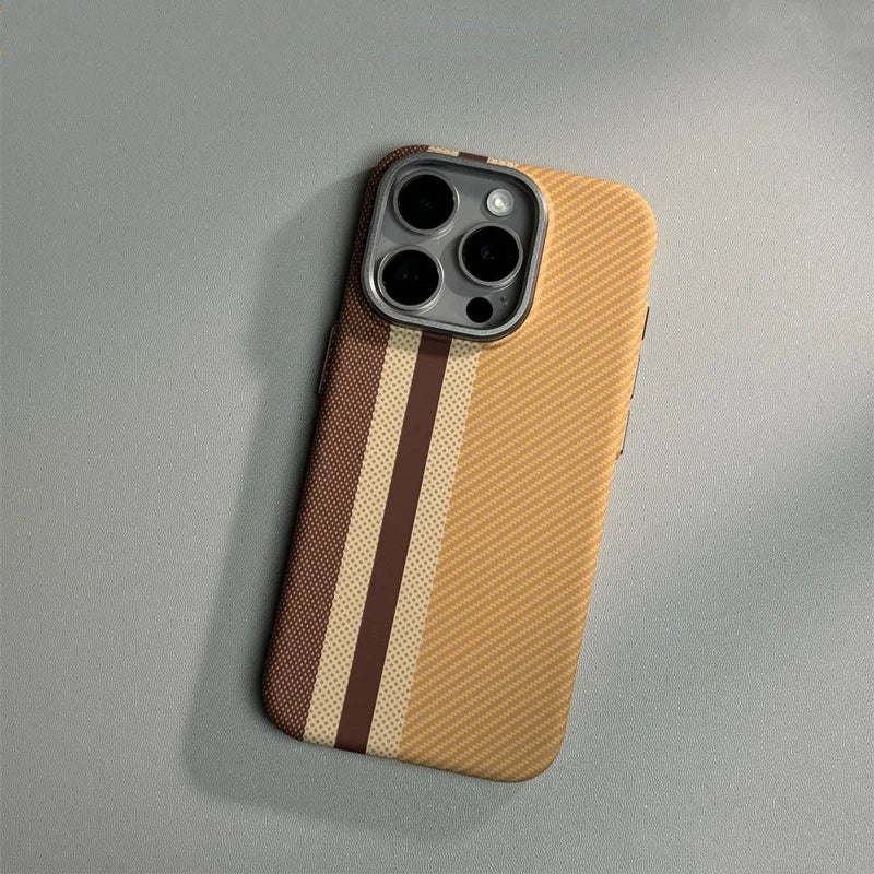 Magnetic Charging iPhone Case | Carbon iPhone Case | CASETIGE