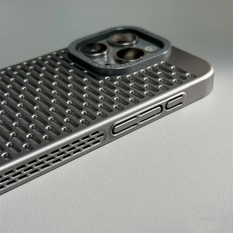 Cooling iPhone Case | Aeroflow iPhone Case | CASETIGE